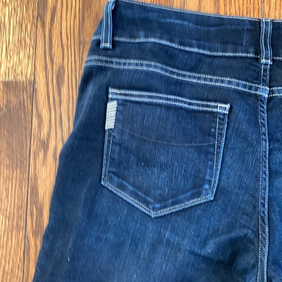 PAIGE | Hidden Hills Style Boot Cut Jeans, Dark Wash, Sz 31 - Picture 9 of 16